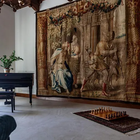 Tuzzo Bed and Breakfast Λέτσε