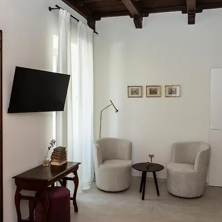 Bed & Breakfast Tuzzo 4*