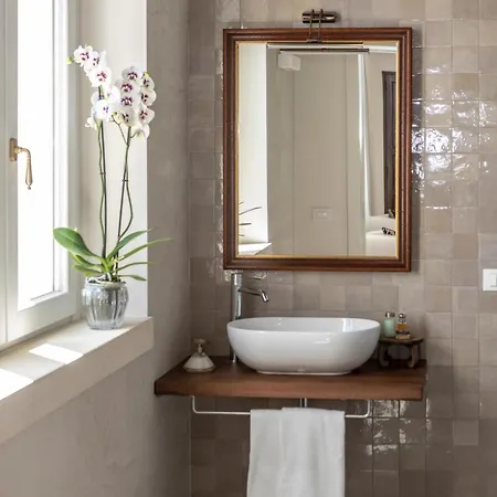 Bed & Breakfast Tuzzo 4*