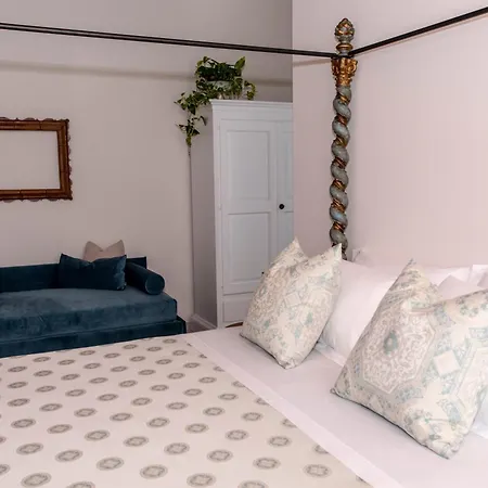 Couette-café Tuzzo Lecce