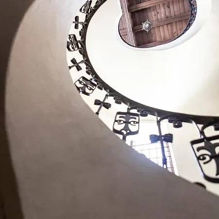 Couette-café Tuzzo 4*